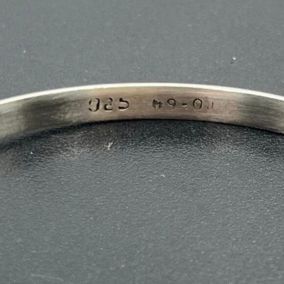 T0-64 Mexico Sterling Silver Hook Loop Clasp River Accent Bangle Bracelet - Picture 5 of 12